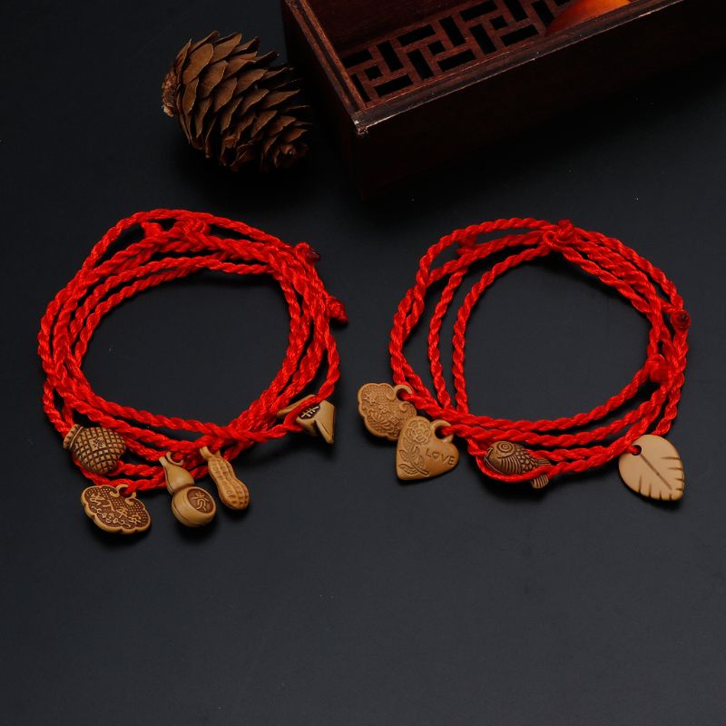 *Bộ 10 vòng tay dây bện màu đỏ may mắn