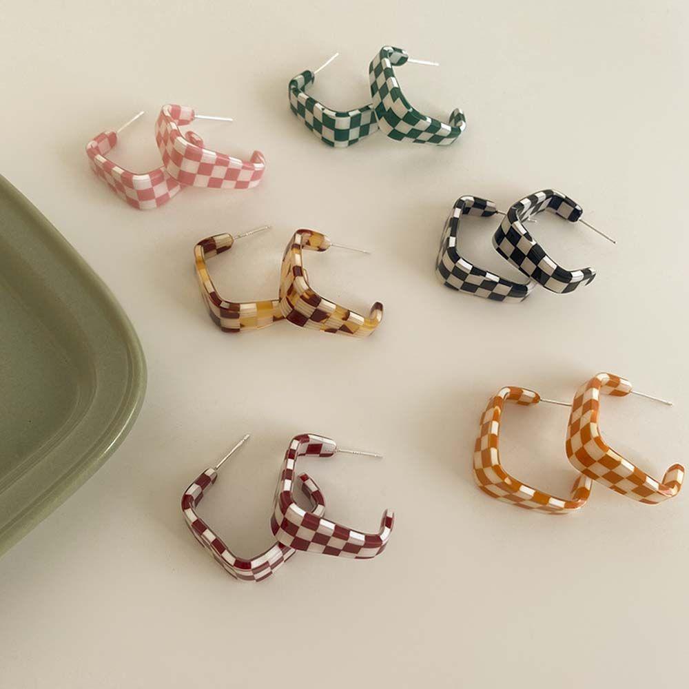 Bông Tai Acrylic Hình Chữ C Họa Tiết Kẻ Ô Độc Đáo Thời Trang