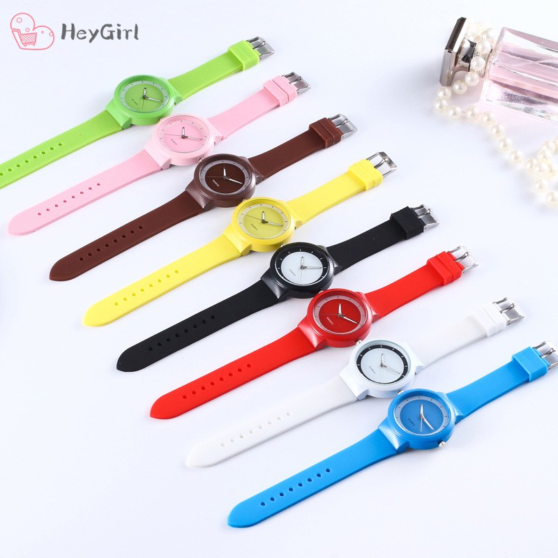 Ultra-thin Ladies Quartz Watches Couple Casual Watches Simple Round Dial Silicon Strap Lightweight Comfortable