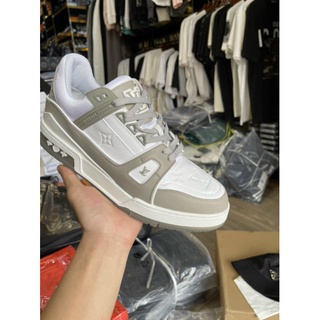 Giày sneaker Luôn Vui Tươi