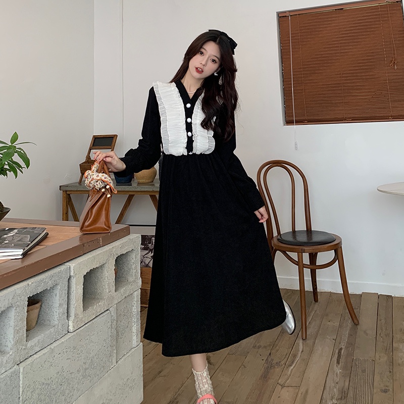 Đầm Nhung Tay Phồng Dài Phối Ren Thời Trang Thu Đông Kiểu Mới Cho Nữ