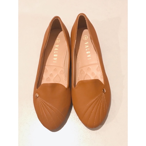 Thanh lý giày búp bê size 35.