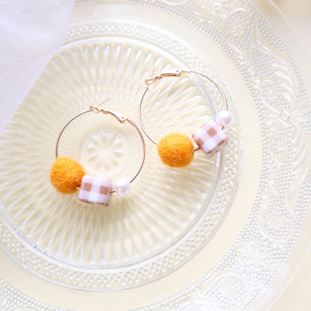 Hoa tai xinh phong cách hàn quốc