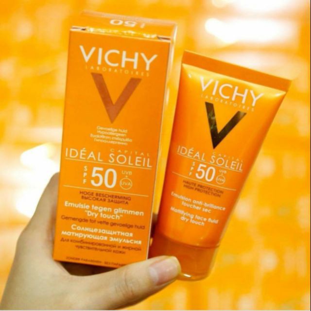 Kem chống nắng Vichy Ideal Soleil Mattifying Face Fluid Dry Touch SPF 50 UVA +UVB