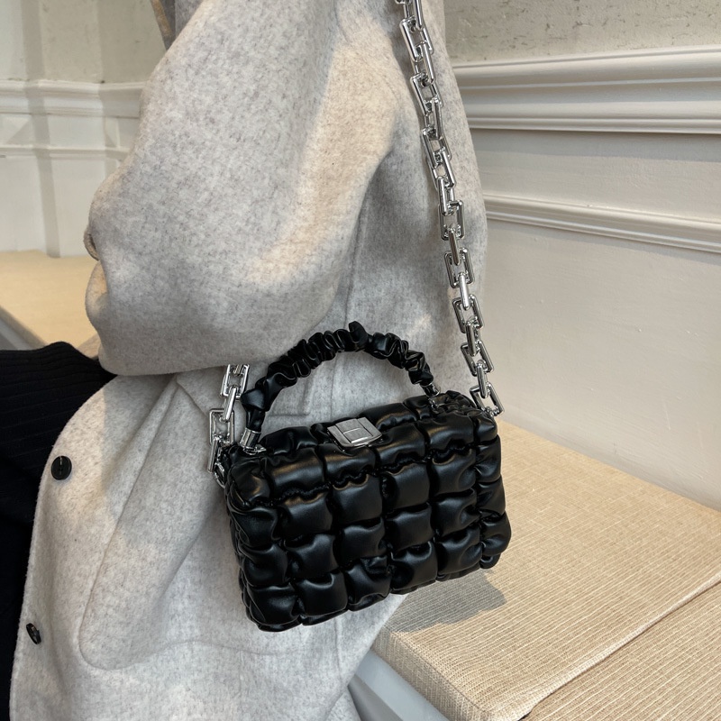 Túi Đeo Chéo Hình Vuông Nhỏ Gọn Thiết Kế Dây Xích Thời Trang Thu Đông Mới 2021 Dành Cho Bạn Nữ