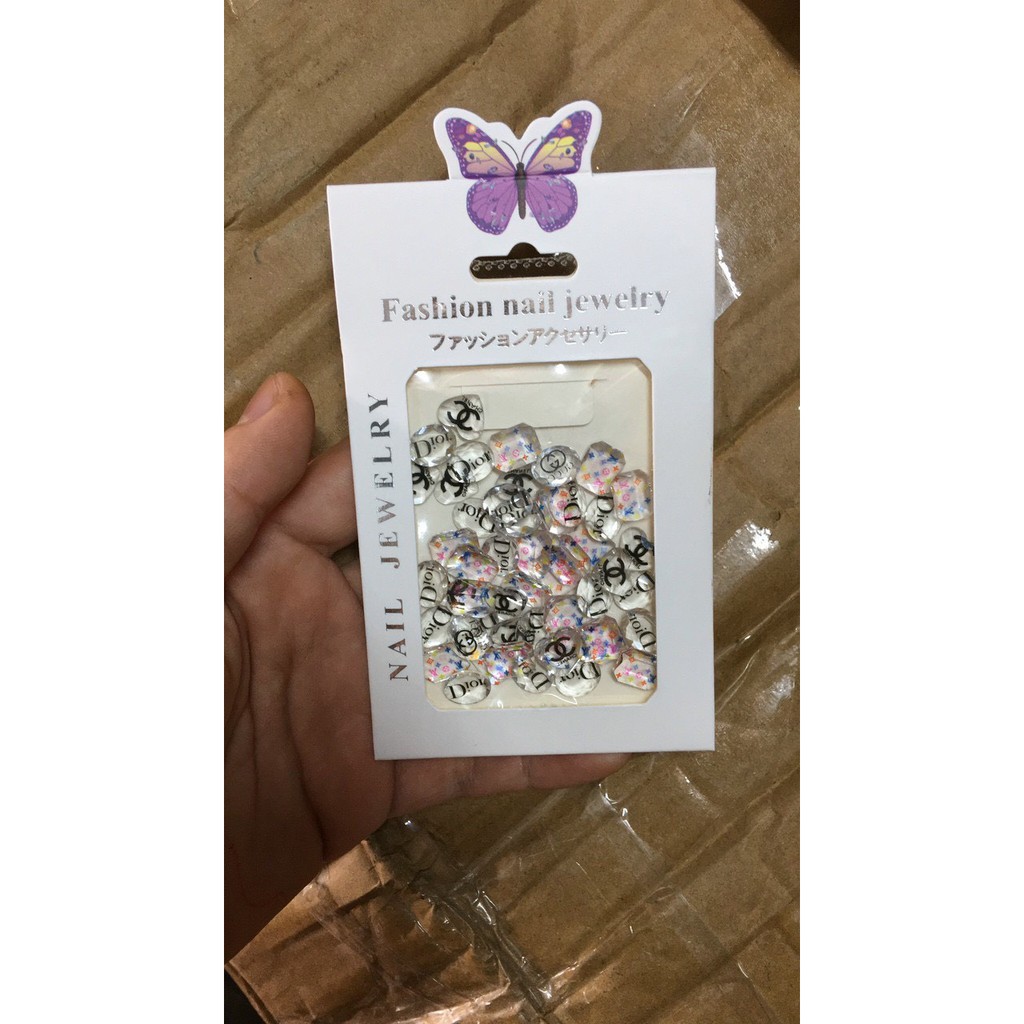 phụ kiện trang trí móng tay đá thương hiệu