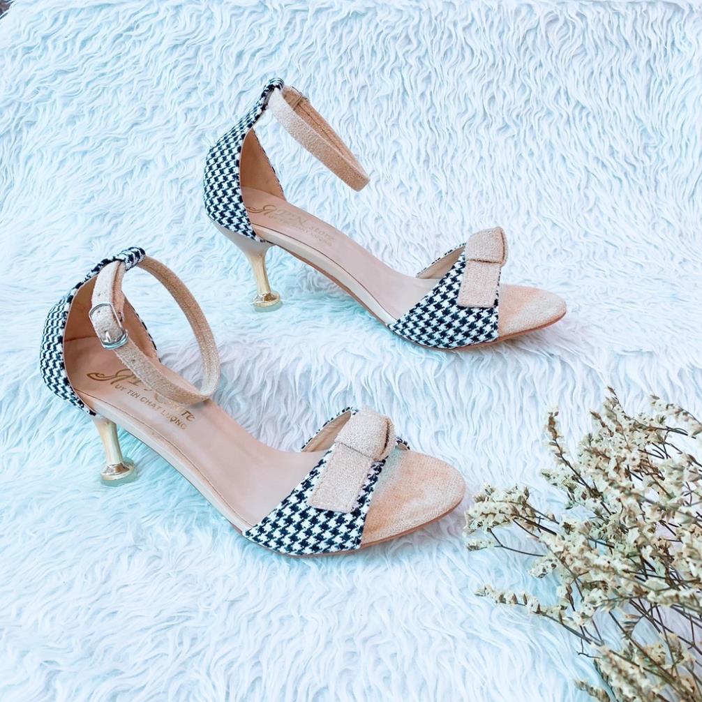 Giày cao gót nhọn 7p quai bản chéo caro kết nơ nữ tính - SD09