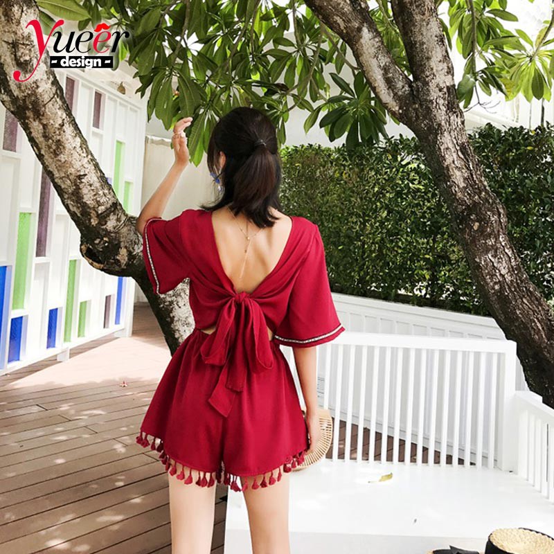 Jumpsuit Hai Dây Cổ Chữ V Dáng Rộng Thời Trang Đi Biển Cá Tính | BigBuy360 - bigbuy360.vn