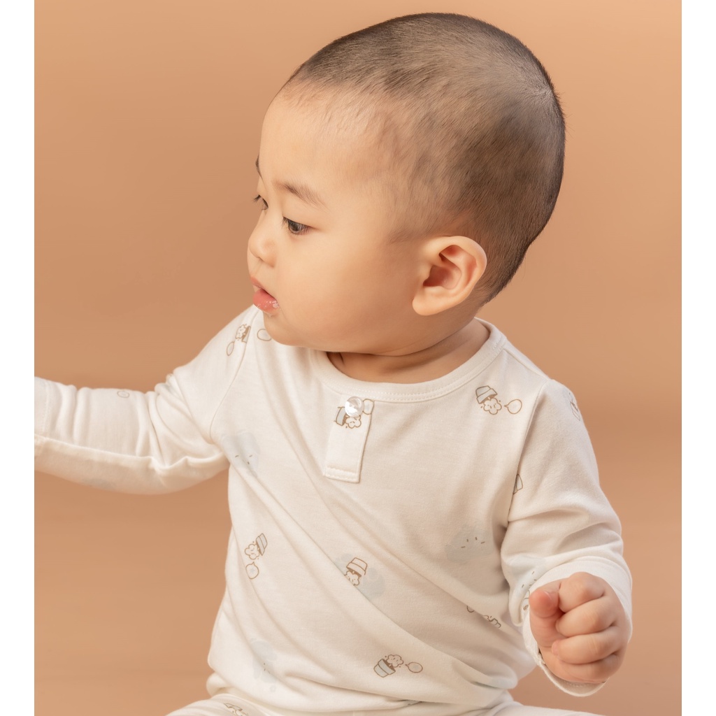 Punchun Bộ dài tay cổ trụ AW2022D05