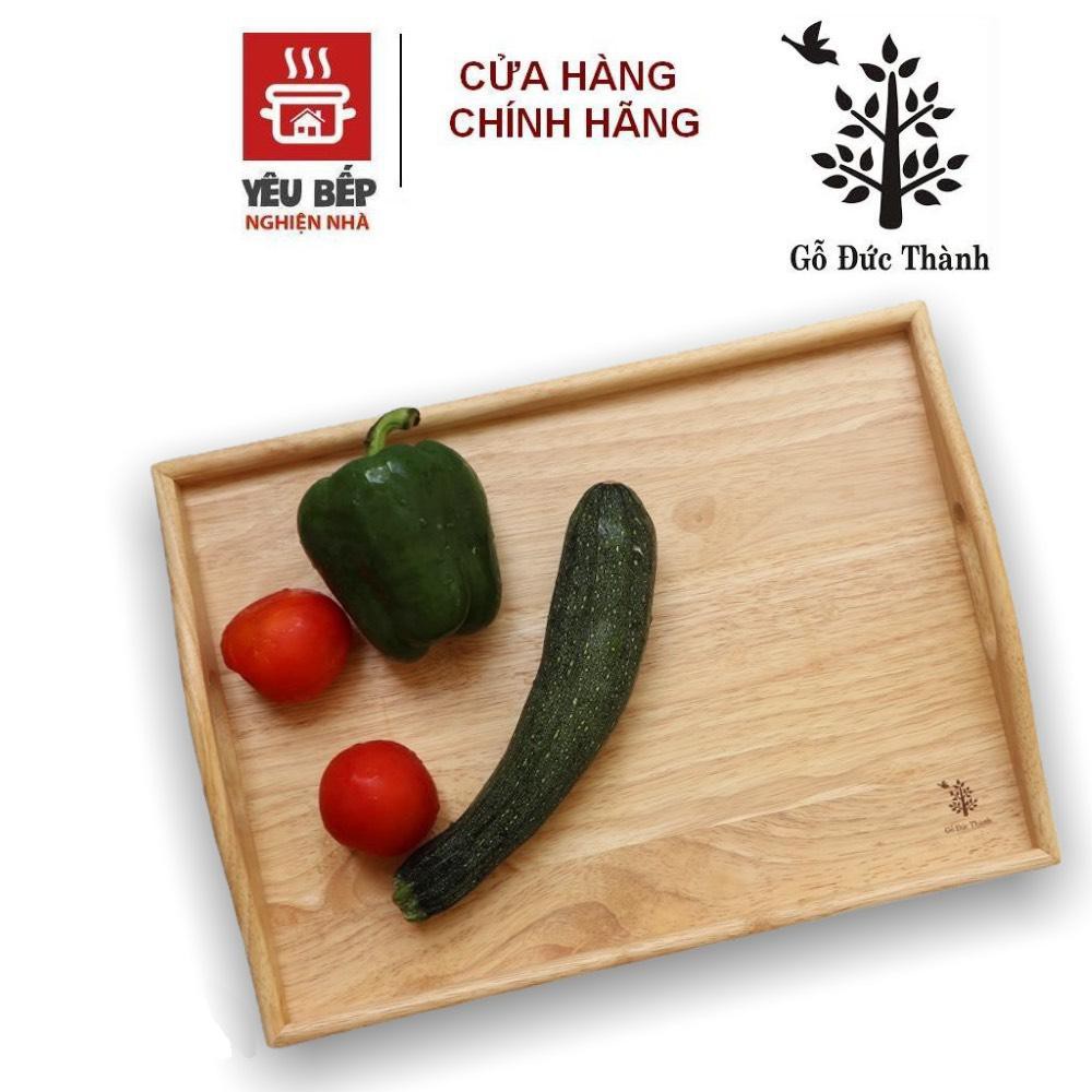 Khay Gỗ Cao Su Tự Nhiên Đức Thành Hình Chữ Nhật Có Tay Cầm 21701- Khay Vừa Đựng Món Cơm/ Mì Pasta/ Bánh Kem/ Tráng Miệng