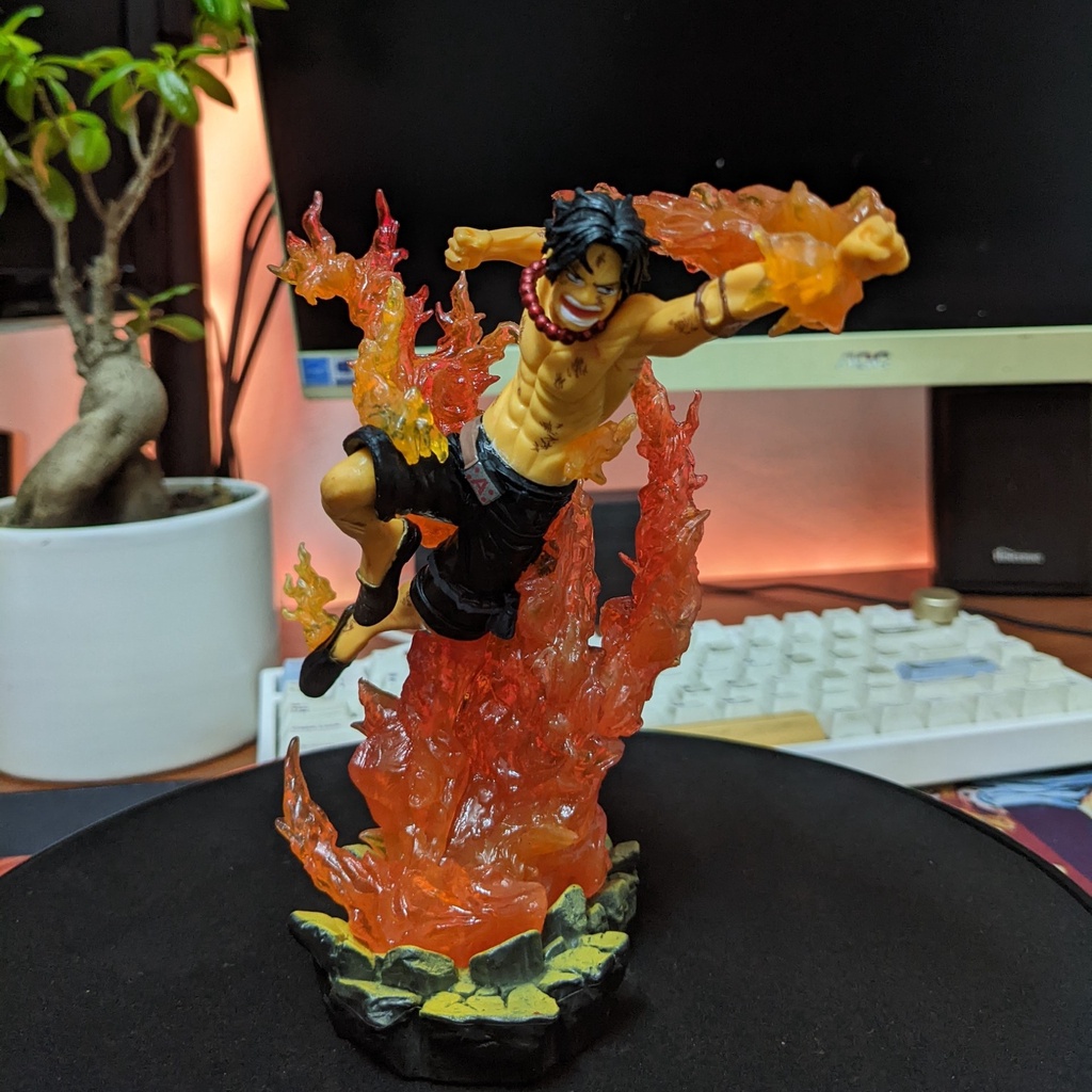 Mô hình nhân vật hỏa quyền ACE trạng thái chiến đấu cực đẹp - One piece