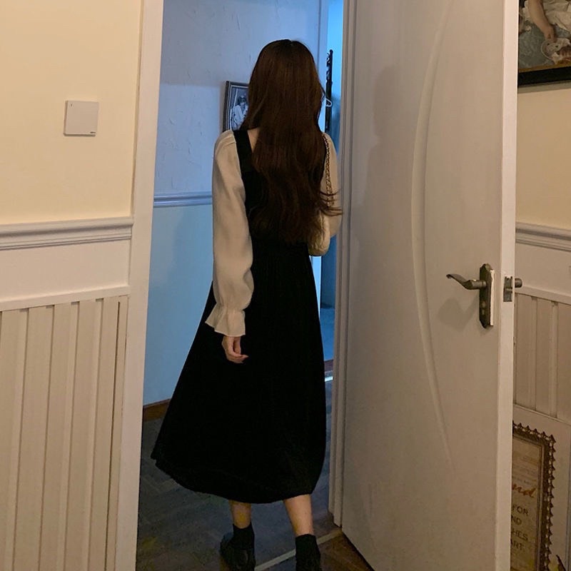 Ảnh thật váy nhung bánh bèo tay bồng cổ vuông dáng dài