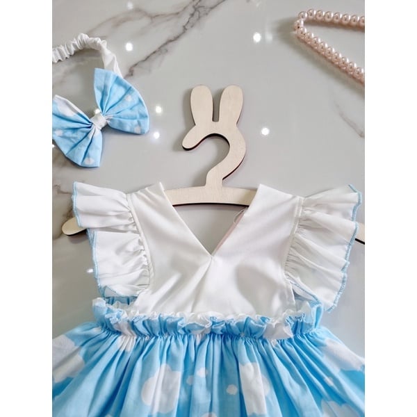 Váy xanh đám mây cho bé