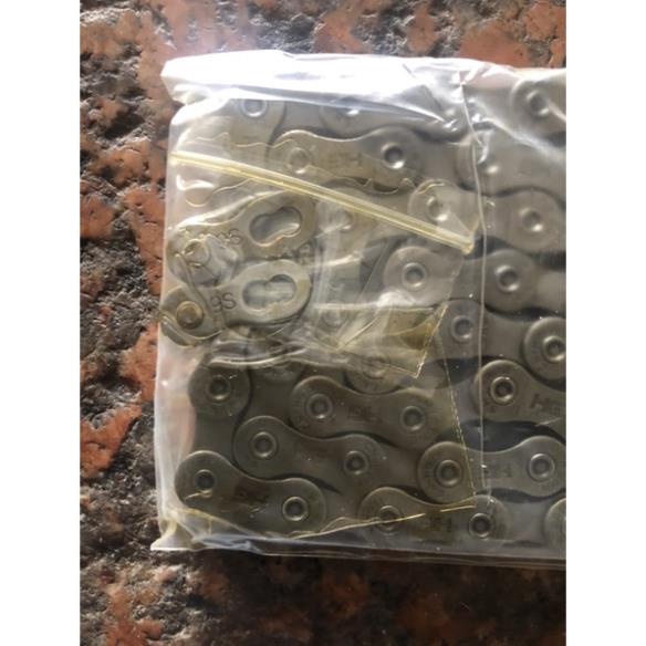 Sên , xích Shimano 9 speed .