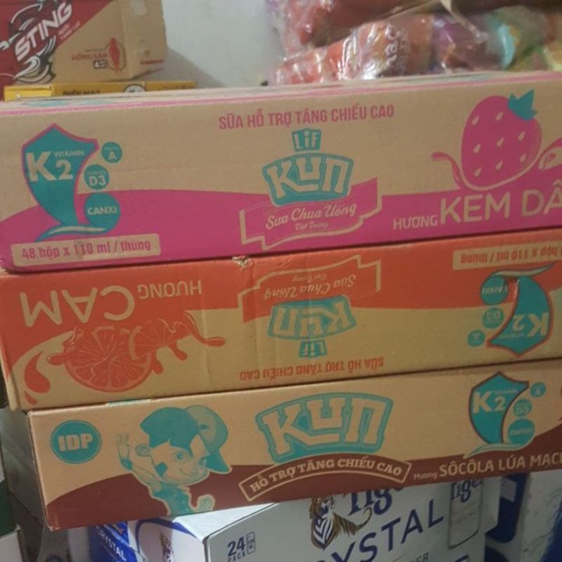 Thùng sữa Kun cam, dâu, socola 110ml
