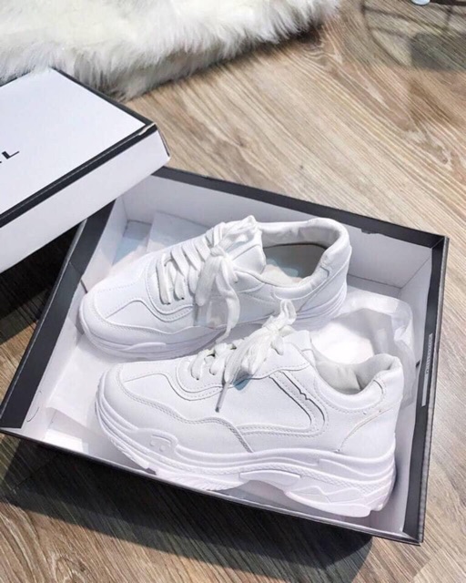 [Mã FAGREEN245 giảm 10% tối đa 30k đơn từ 99k] Giày Thể Thao Nữ Trắng Tuyết | BigBuy360 - bigbuy360.vn