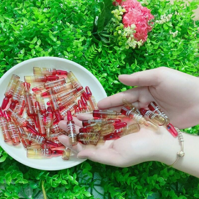 vitamin B12 Ống nước đỏ trộn kem bật tông