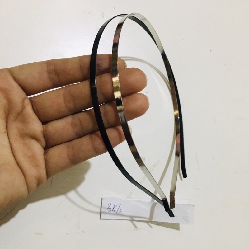 Bờm trơn cài tóc