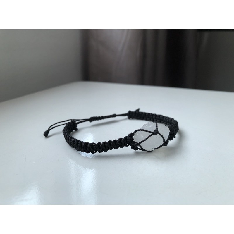 Vòng tay macrame handmade moonstone