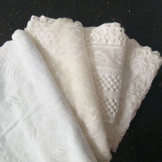 Ren thun,  màu trắng ,trắng kem,size 12cm đến  32cm.(1 mét)