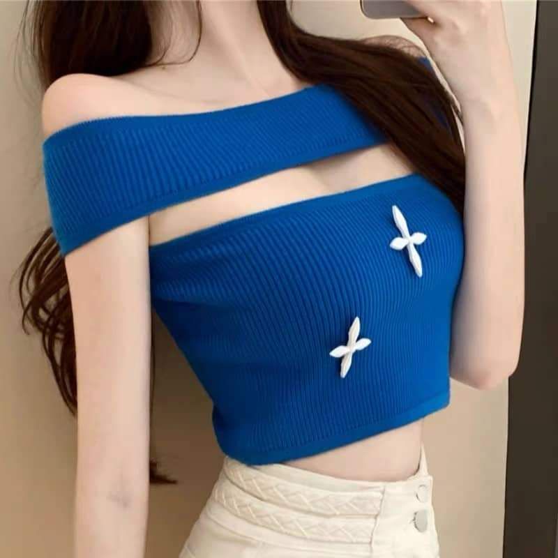 Áo len  croptop vòng cổ hàng QC