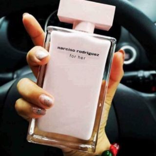 NƯỚC HOA NỮ FOR HER THƠM LÂU