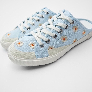 Giày bệt hoa cúc ZARA JL siêu cute, giày sục