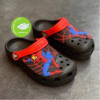 Dép sục cross trẻ em hình người nhện màu đen đúc liền khối tặng 10 sticker