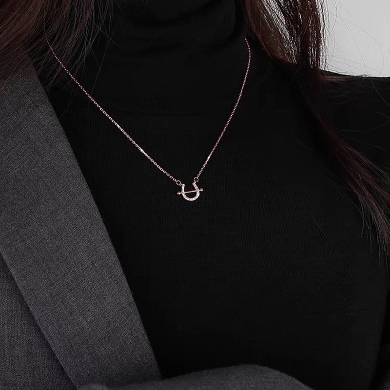 Dây chuyền đá khoá nhân duyên xinh xắn