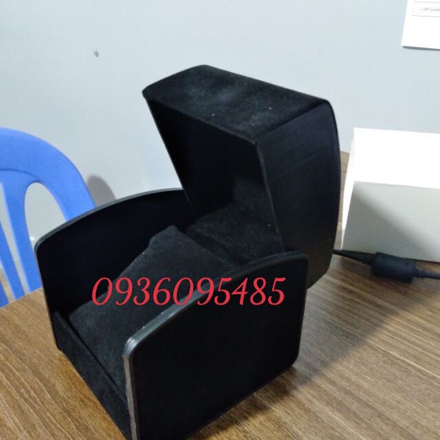 Hộp đồng hồ nhung vòm kèm ảnh thật