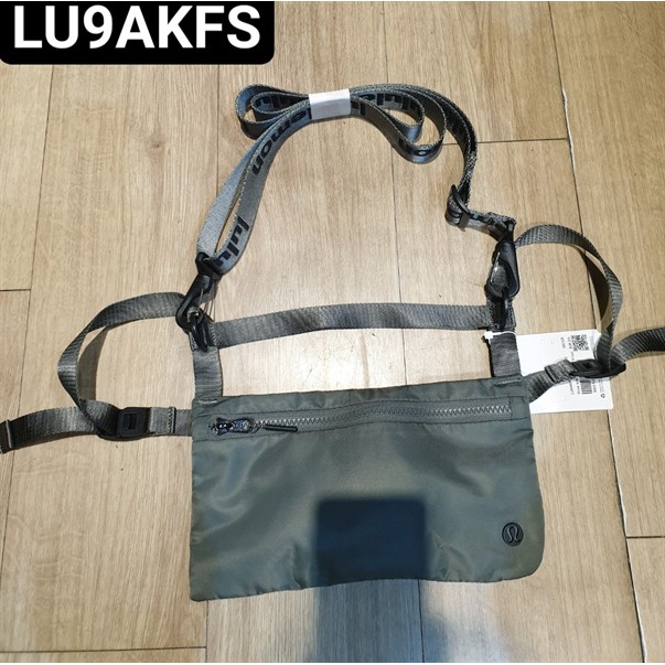 Túi chéo Lulu LU9AKF