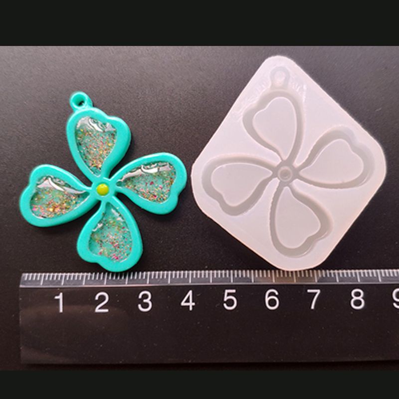 Sa Set 4 Khuôn Làm Móc Khóa / Vòng cổ Hình Cỏ Ba Lá Xinh Xắn