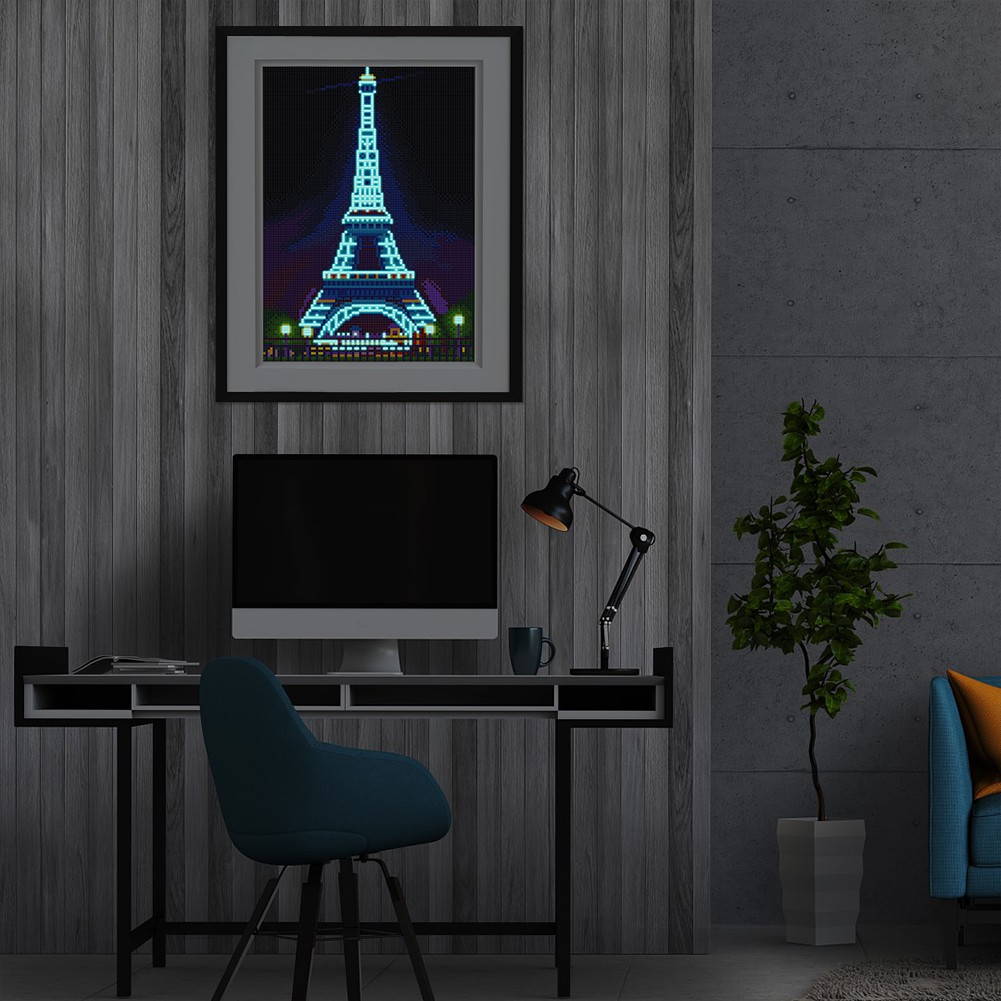 Bộ Tranh Đính Đá Dạ Quang Tự Làm Hình Tháp Eiffel Độc Đáo