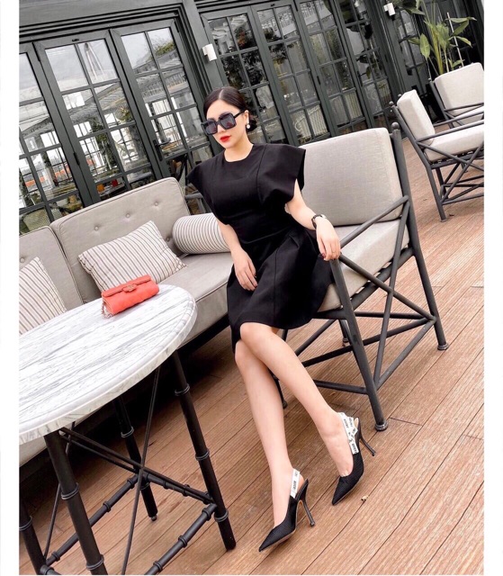 Đầm chíp eo cánh tiên