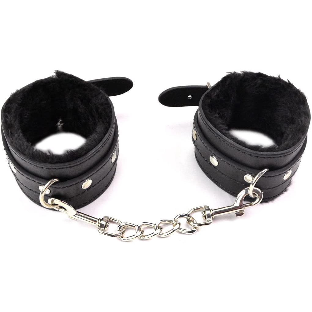 Còng tay tình yêu dụng cụ trói tay cho cặp đôi tìm kiếm sự mới lạ và thăng hoa cuộc yêu - Phanxy