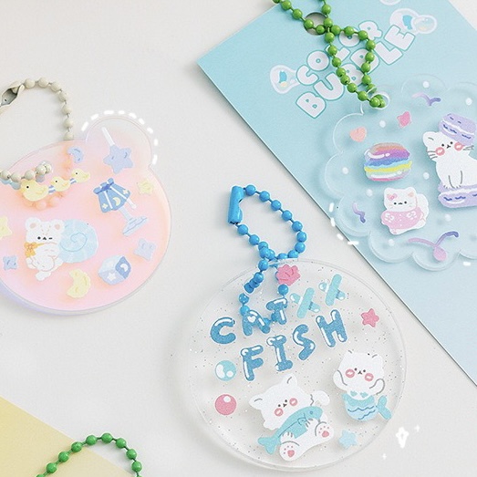 Móc khoá trong suốt đã có sẵn dây treo Tự trang trí bằng sticker cute