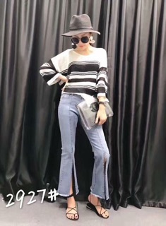 Quần jean ống loe xẻ tà