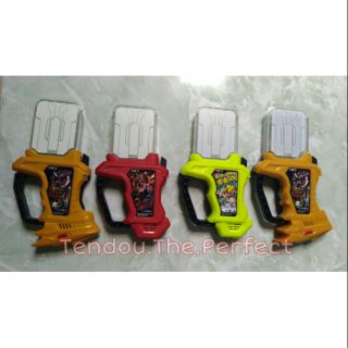 Đồ chơi DX Gashat