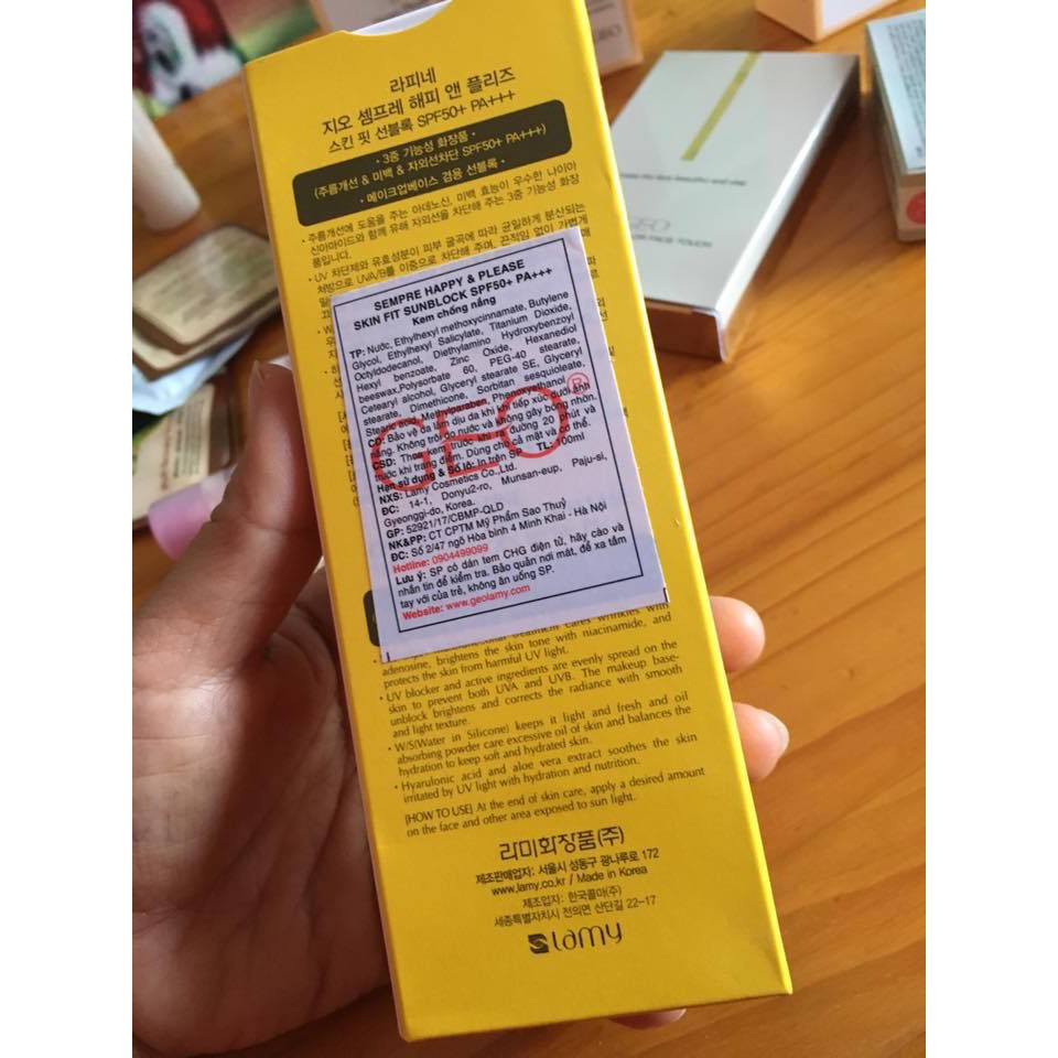 Kem Chống Nắng Sáng Da Geo Lamy Sempre Happy Please Skin Fit Sunblock SPF50 PA+++