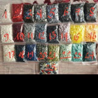 Cúc áo 1 gói khoảng 450 đến 500 cúc