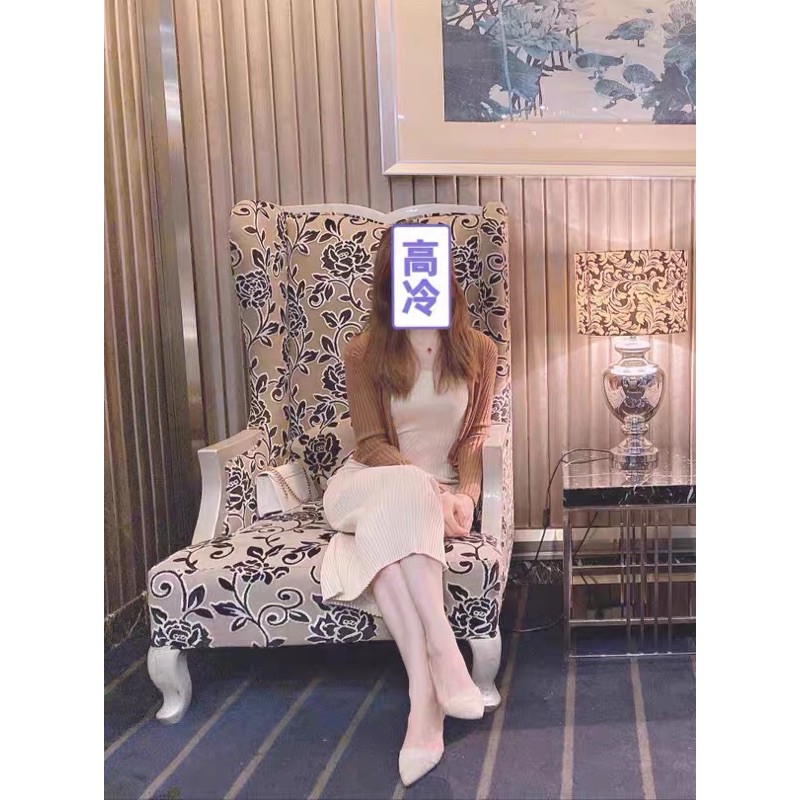 Váy len 2 dây bản to cổ vuông dáng dài xoè nhẹ hoạ tiết xương cá lạ mắt xinh xắn thu đông 2020