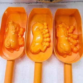 Khuôn bánh Trung thu gõ heo nhựa cao cấp Vĩnh Trường