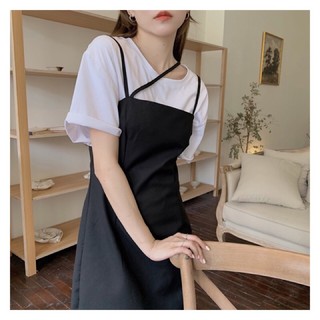 Váy 2 dây đen thô new Hàn