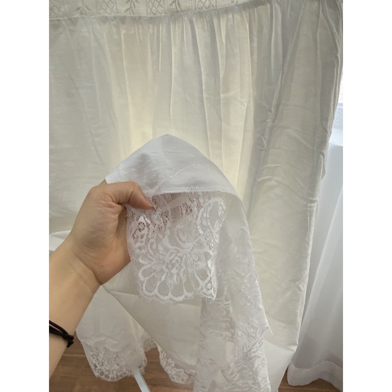 Đầm váy hai dây trắng ren tiểu thư