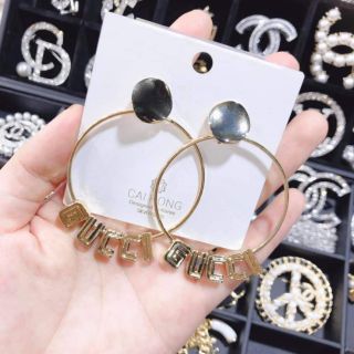 BÔNG TAI KHOEN TRÒN CHỮ GUCCI