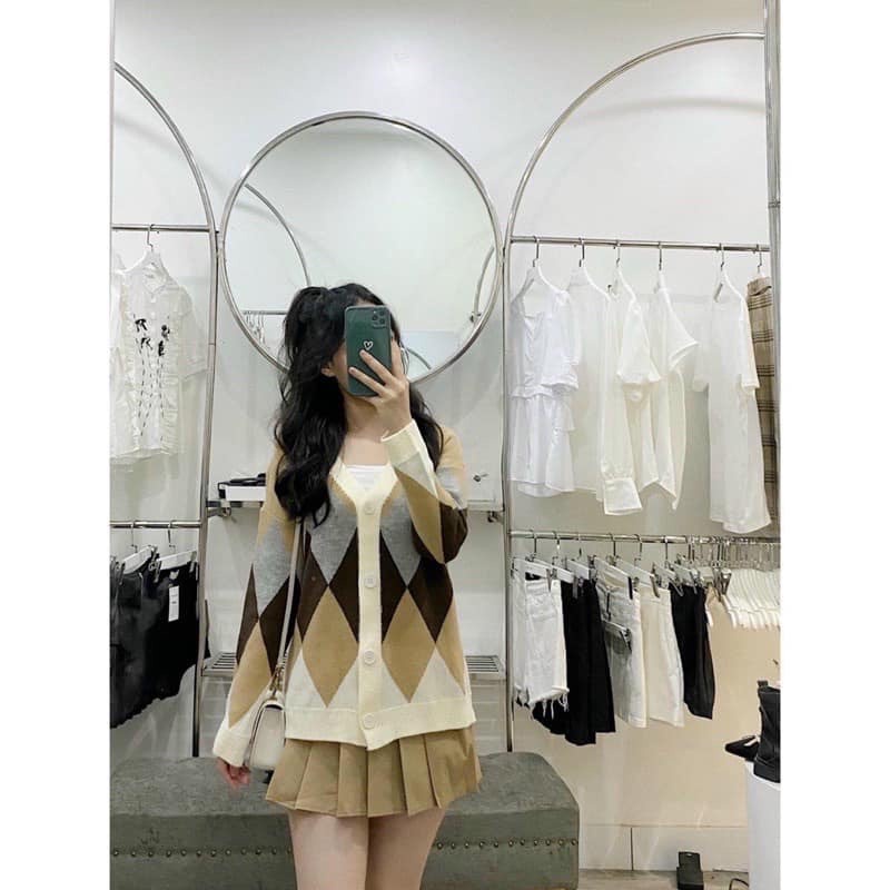 Áo len cadigan hoạ tiết ô trám 2 màu nâu be hàng QC cao cấp Zinstore94 | BigBuy360 - bigbuy360.vn