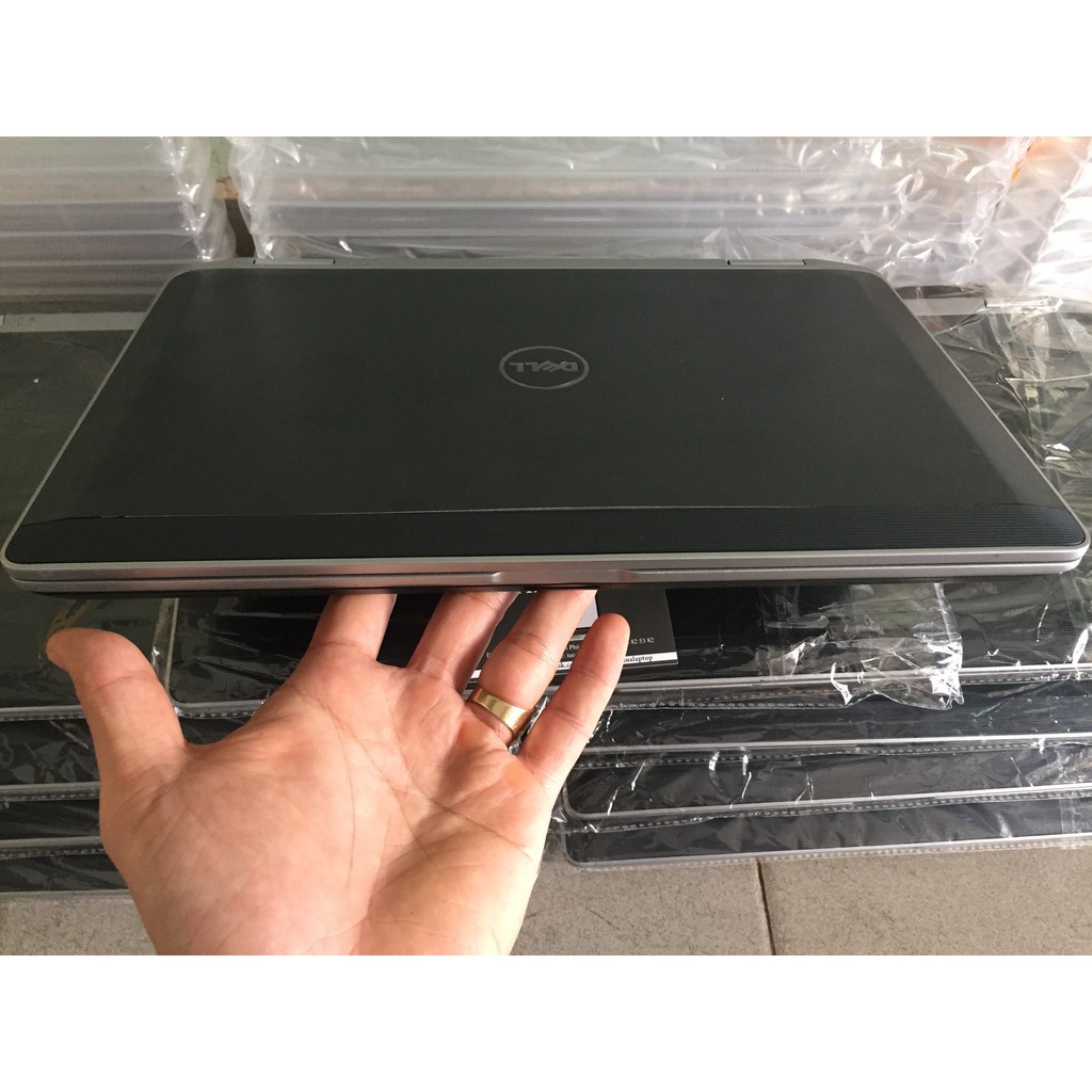 Laptop Dell Lalitude E6320 I5 thế hệ 2 2520M, Ram  4G, HDD 250G, intel HD Graphics 3000.