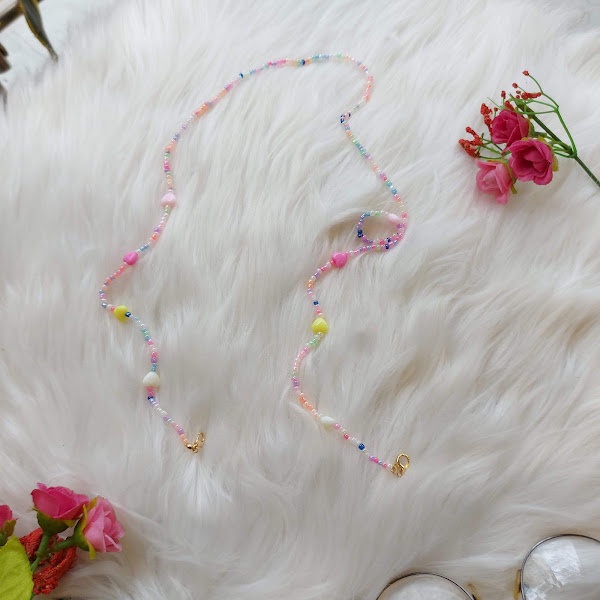 Dây đeo khẩu trang trái tim hồng handmade