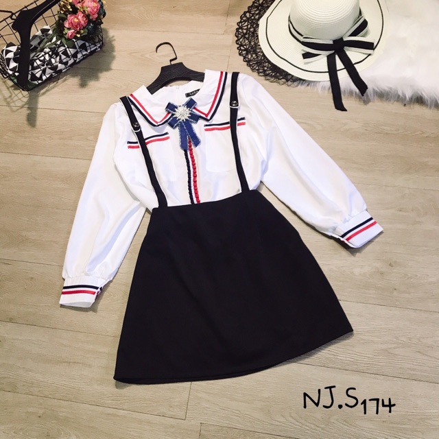 Set yếm + áo somi