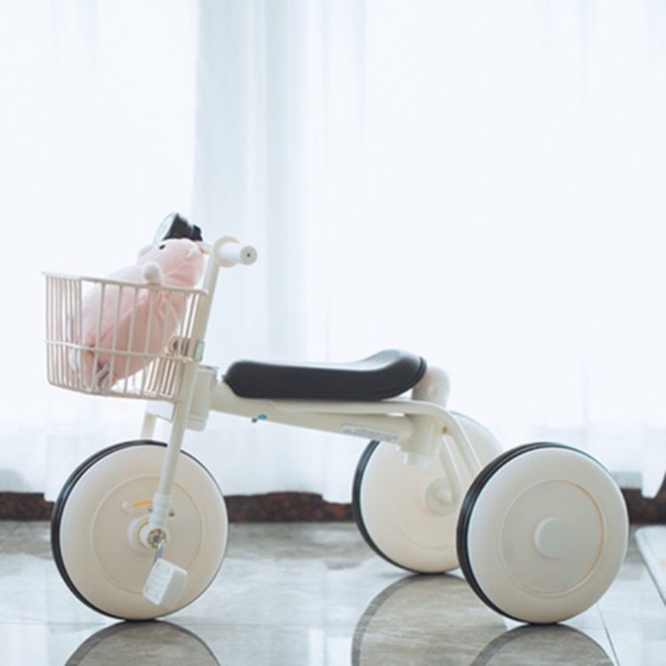 Xe đạp ba bánh trẻ em Nhật Bản đẩy 1-3 tuổi không in đèn